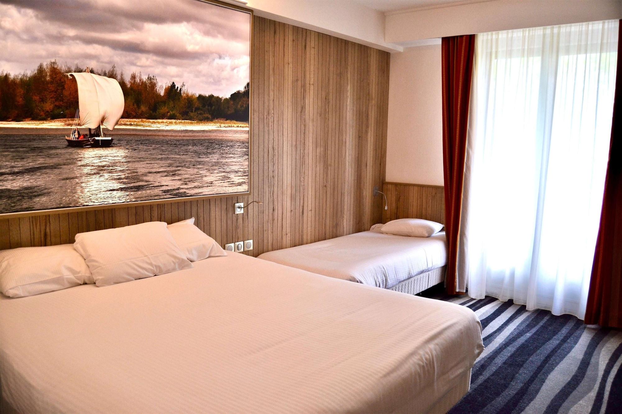 Kyriad Hotel Tours Centre Esterno foto