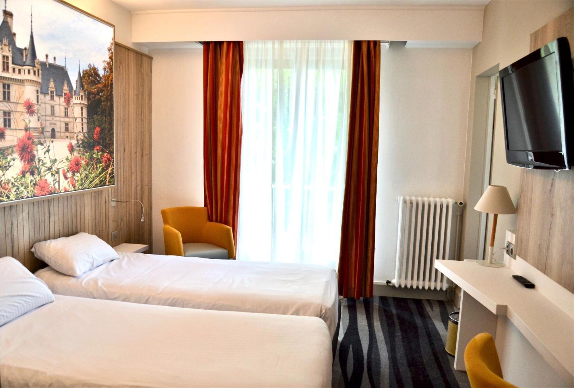 Kyriad Hotel Tours Centre Esterno foto