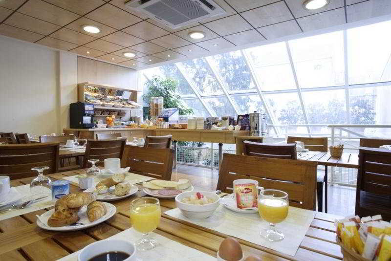 Kyriad Hotel Tours Centre Esterno foto